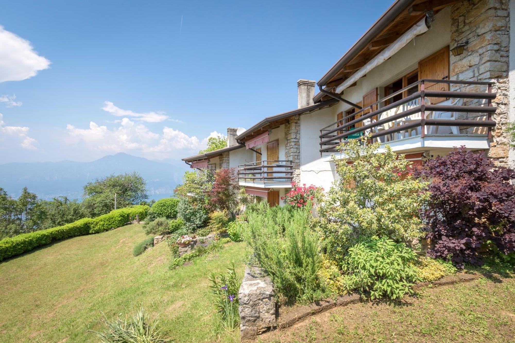 Casa Bella Vista Mit Balkon Apartment San Zeno di Montagna Exterior photo